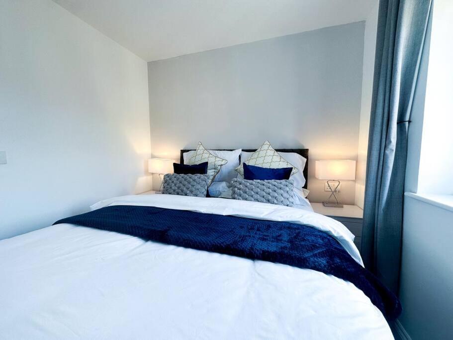 Apartamento Boutique Townhouse - Sleeps Up To 8 - Perfect For Families & Groups! *