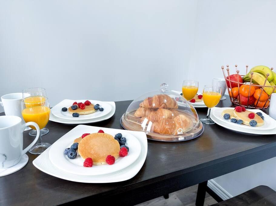 Apartamento Boutique Townhouse - Sleeps Up To 8 - Perfect For Families & Groups! *